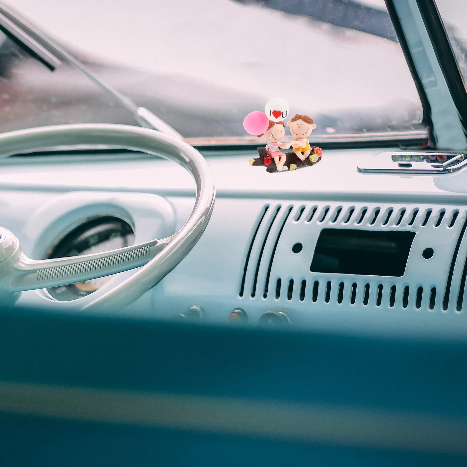 

Couple Figurines Car Interior Decorations Dashboard Accessories Resin Lovers Cartoon Crafts Adorable Statue Decor