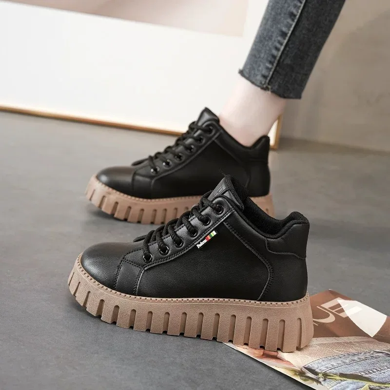 Women's High Top Boots Autumn New Lace Up Increasing White Casual Board Shoes Designer Comfortable Ladies Casual Shoes Students