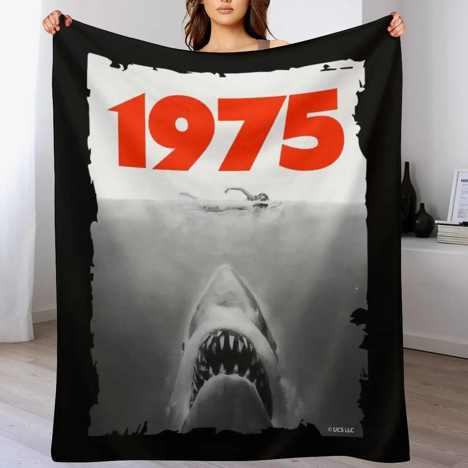 

Jaws 1975 fan art Throw Blanket Large Picnic cosplay anime Kid'S Blankets