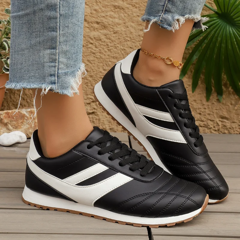 Zapatillas de correr para mujer, de cuero, transpirables, deportivas, de diseño moderno, ligeras y de uso casual, con cordones, ideales para tenis y para pies anchos.