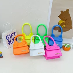 2023 Nieuwe Kinderen Mini Crossbody Tassen Schattige Leren Portemonnees Handtassen Voor Baby Meisje Kleine Munt Portemonnee Tasje Doos Meisjes Portemonnee Mode