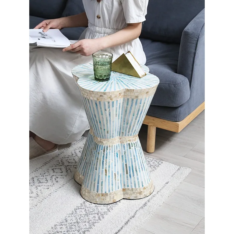 Natural Shell Inlay Round Side Table, Minimalist Luxury Accent Table, Sofa Corner Coffee Table for Balcony Living Room Decor