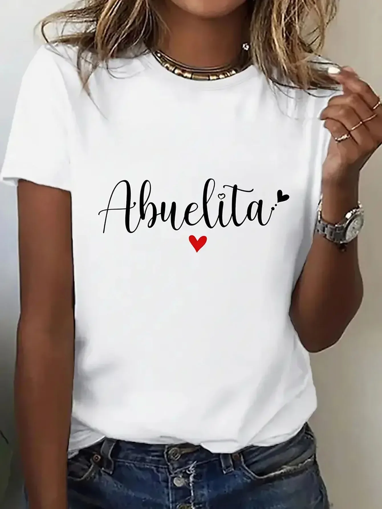 

Design White Casual Comfort Perfect Grandma Mother's Birthday Christmas Women's Abuelita Spanish Print T-Shirt with Red Heart