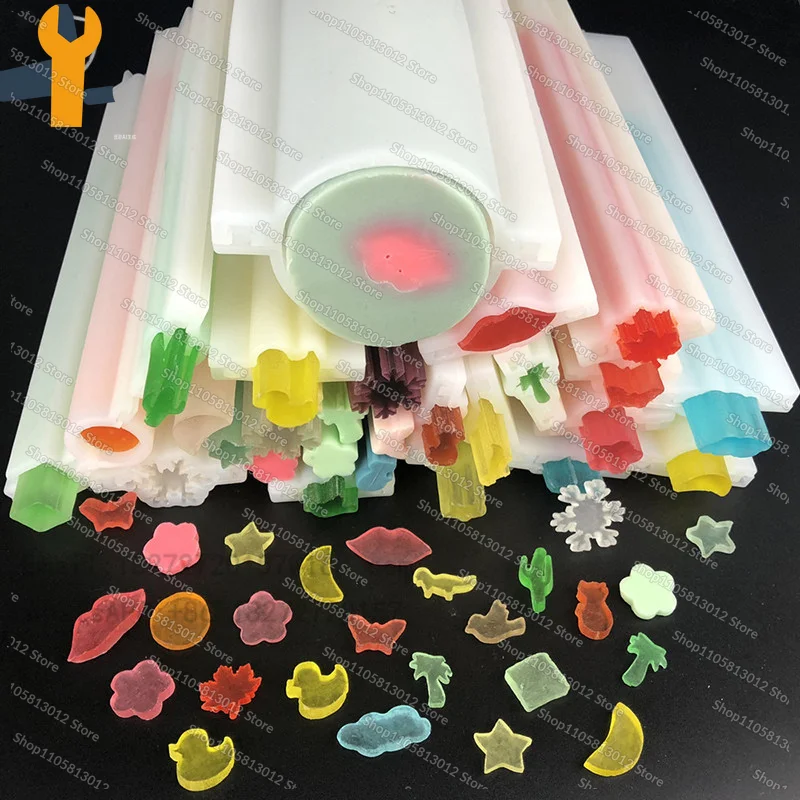 Silicone Mold Christmas Silicone Mousse Tube  Elk Polar Bear Penguin Snowflake Sandwich Soap Mold Cake