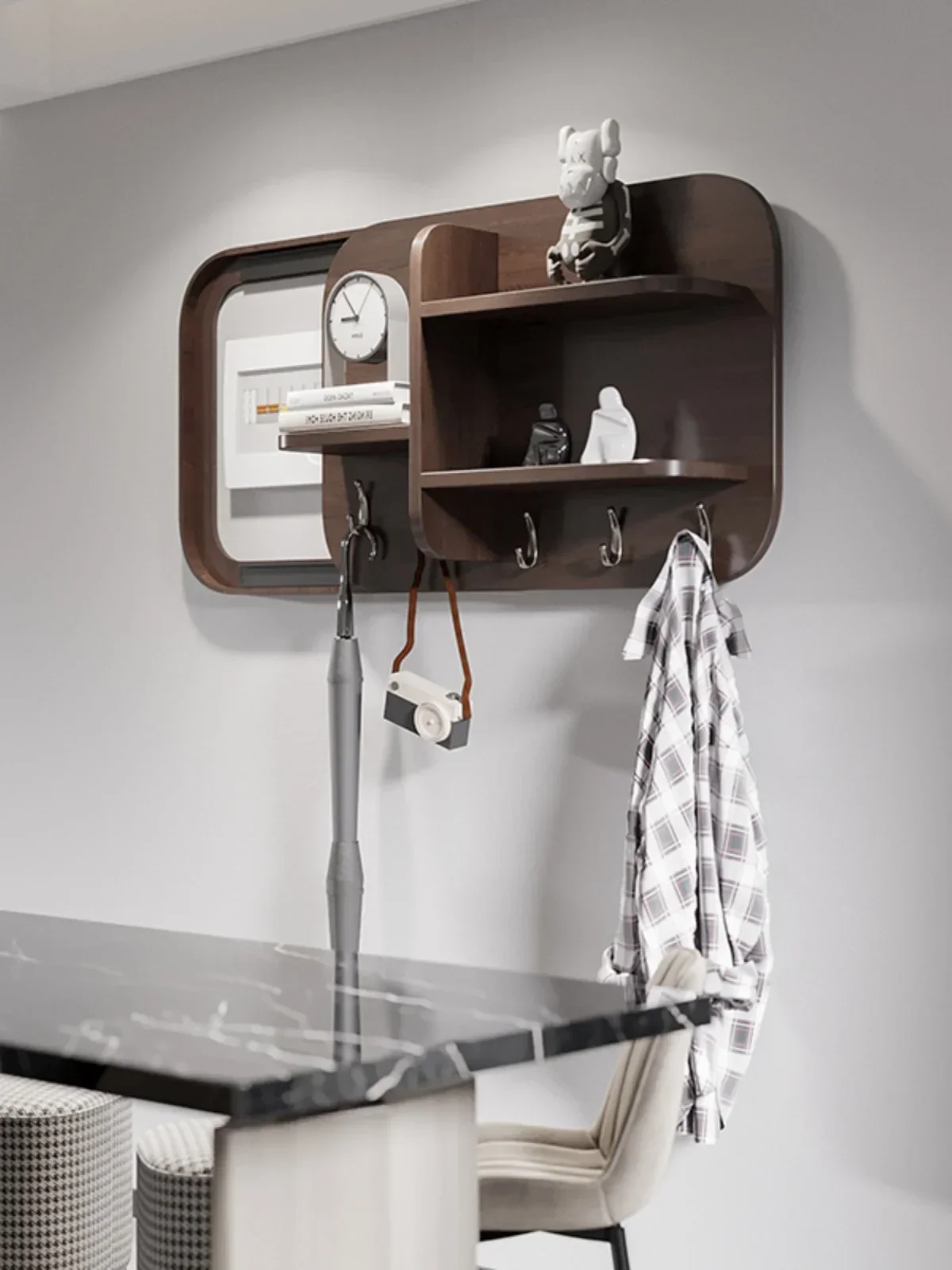 Pushing and pulling the electric meter box to cover the decorative painting of the power switch box, creative light luxury shelf