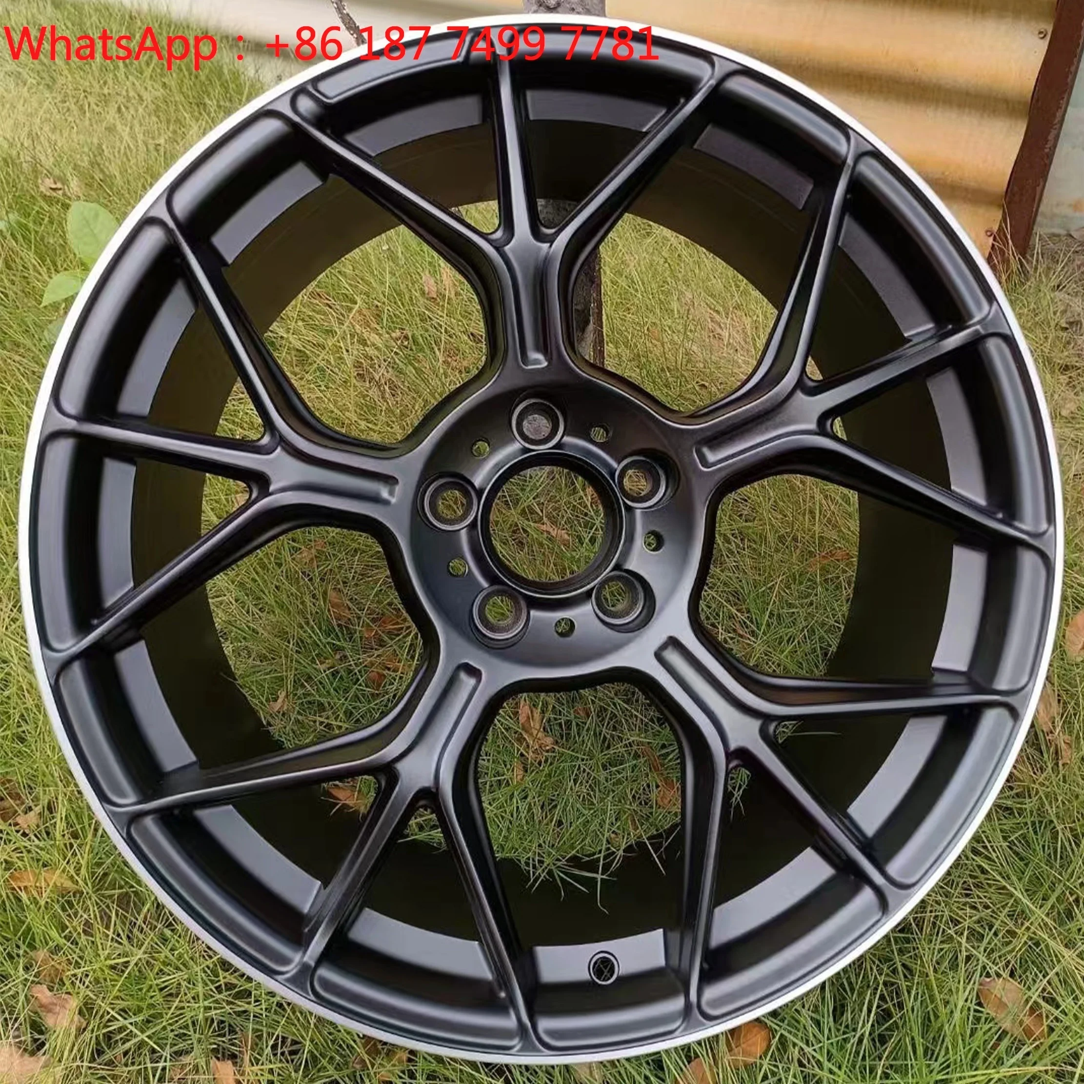 

2024 New Manufacturer Sale 15-20 Inch Aluminum Alloy Flow Formed Black Finish Universal Fitment Wheel Hubs for Passenger Cars