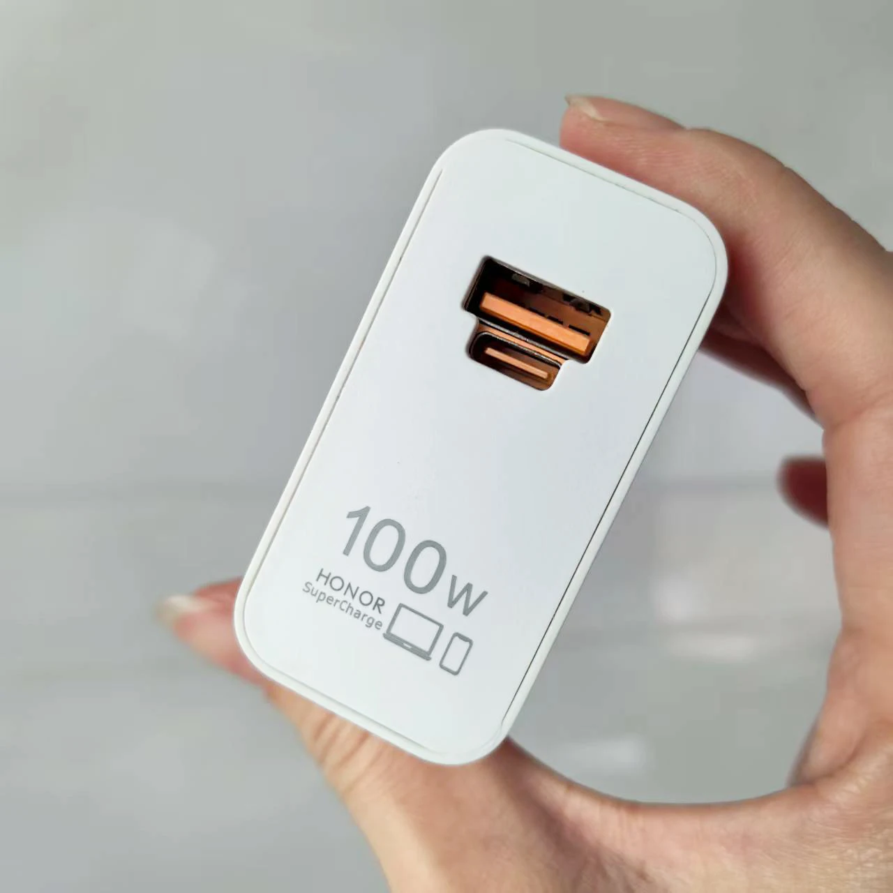 شاحن Honor 100 وات EU SuperCharge PD/QC 3.0 2 منافذ شحن سريع لهاتف Honor 400 300 200 100 Pro Magic 7 6 & 1/1.5/2 M كابل من النوع C