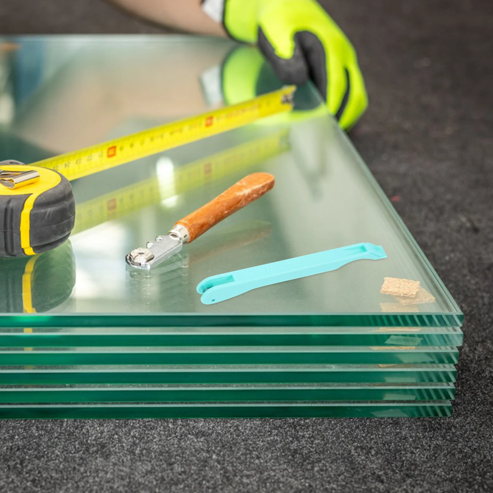 

Colored Glass Hand Foiling Tool Portable Copper Foil Tape Tool Precision Cutting for Stained Glass Mosaic Decorative Arts