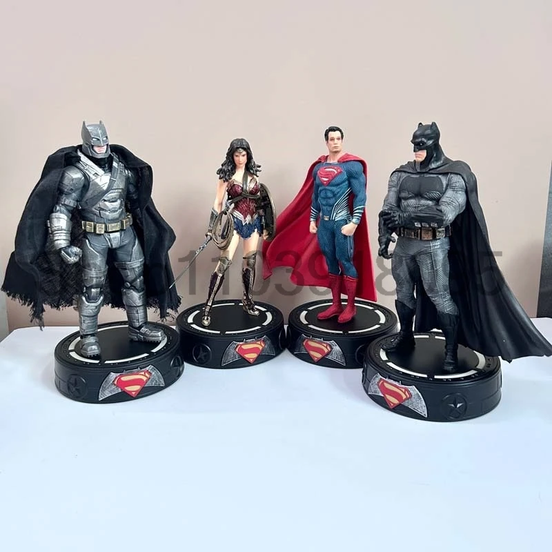 LED Justice League Batman Wonder Women Superman Figure Model Toy Superheroes Figure Action Figure Model Toy Bookshelf Decoration