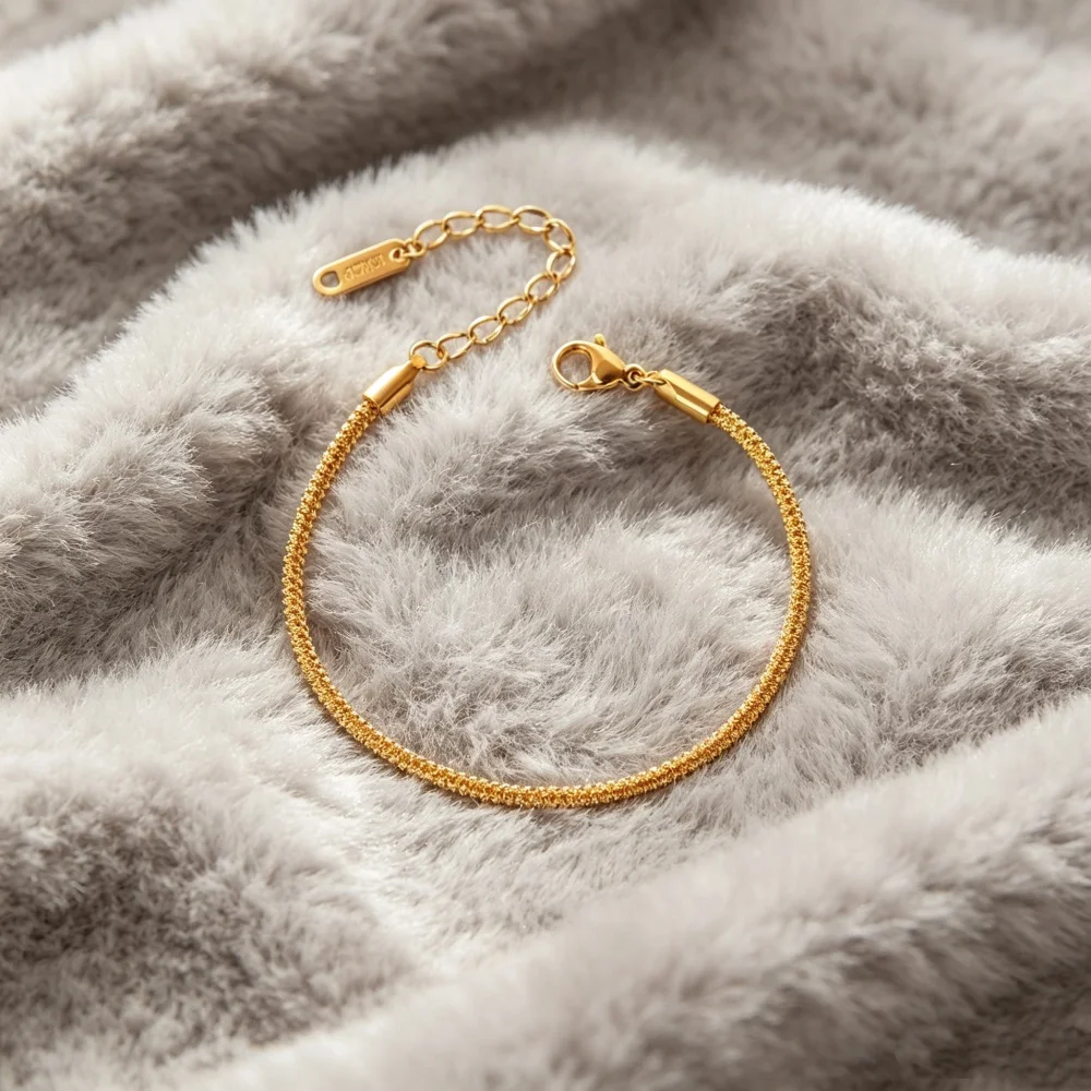 Trendy Golden Chain Bracelet Adjustable Size For Women Charm Jewelry Exquisite Wrist Decoration Romantic Gift