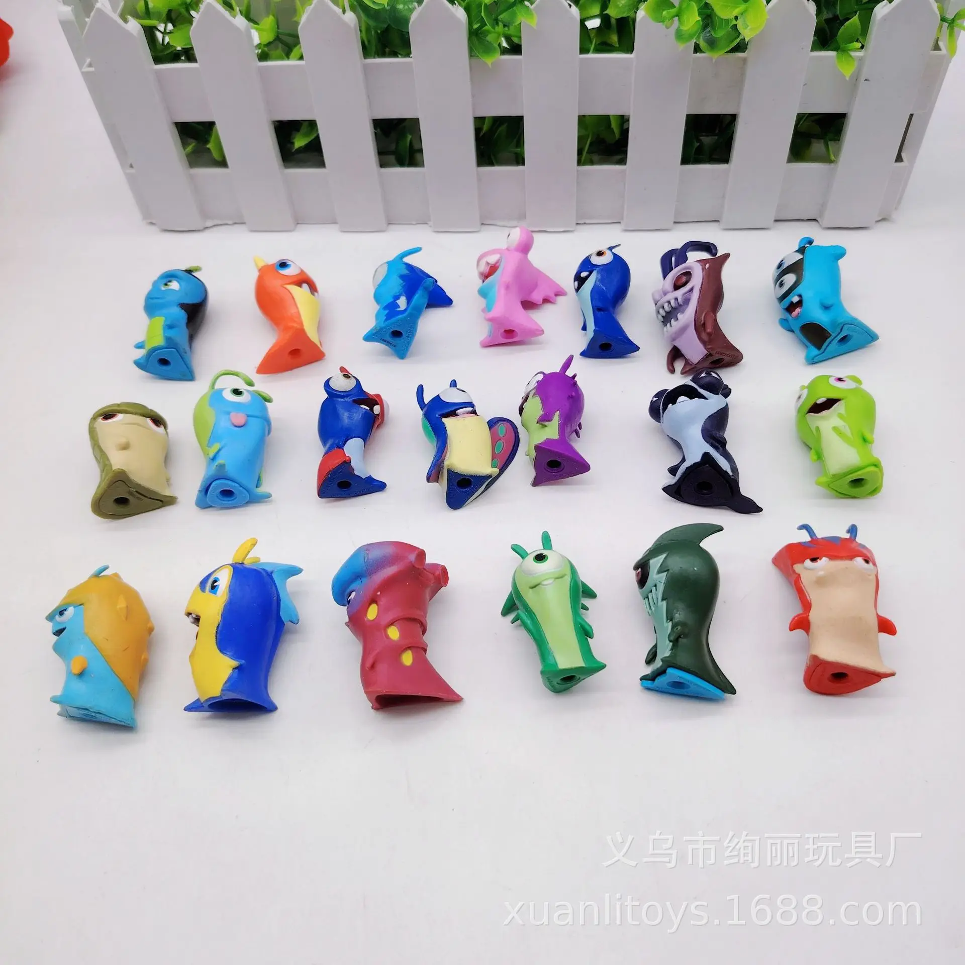 10pcs 5CM Cartoon Elves Slugterra PVC Mini Action Figures Collectible Anime Toys Dolls For Children Birthday Gift