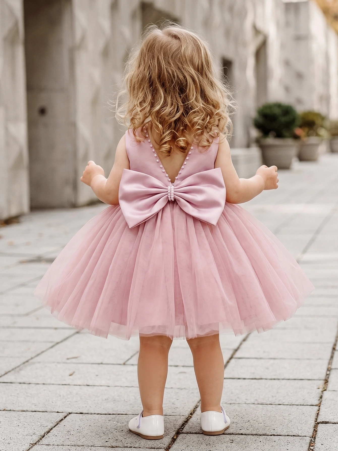 Baby Girls Blush Pink Tulle Dress Pearl Trim Sleeveless V Back Large Bow Birthday Wedding Flower Girl Princess Photoshoot Outfit