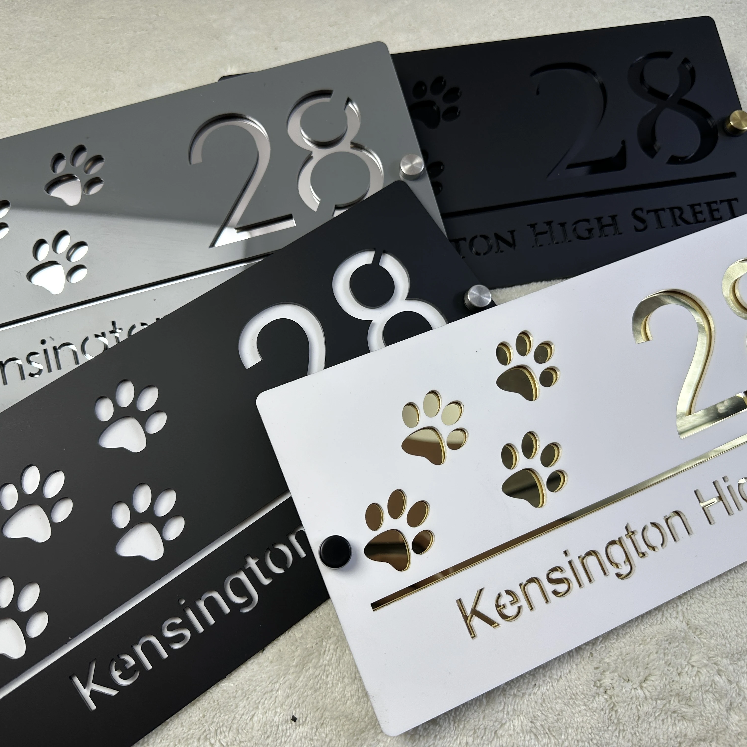 Custom Matte Black Door Number Sign – Pet Footprint Laser Cut Acrylic House Plaque, Personalized Wall-Mounted Address Decoration