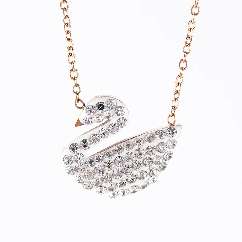 Black Swan Titanium Steel Necklace for Women, Elegant Adjustable Collarbone Chain, Light Luxury Love Anniversary Gift for Her