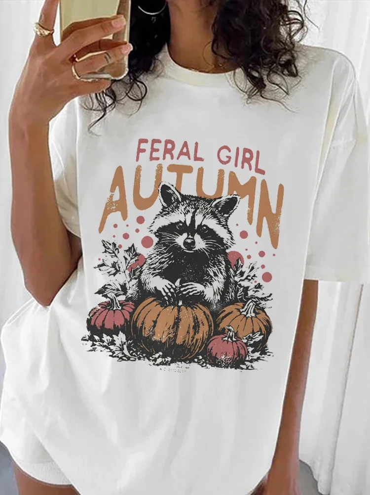 Raccoon with Pumpkins Printed Short Sleeved Cartoon Pattern Basic Style Casual Top Fashionable and Versatile Street T-Shirt