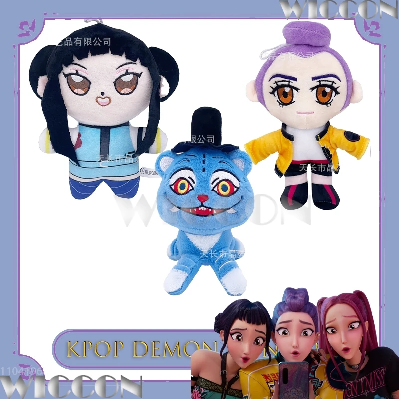 Cazadores de demonios de peluche lindo tigre púrpura sombrero negro Urraca con 3 ojos monstruo caza chica grupo caza chica Fans Halloween Comic Con ‌