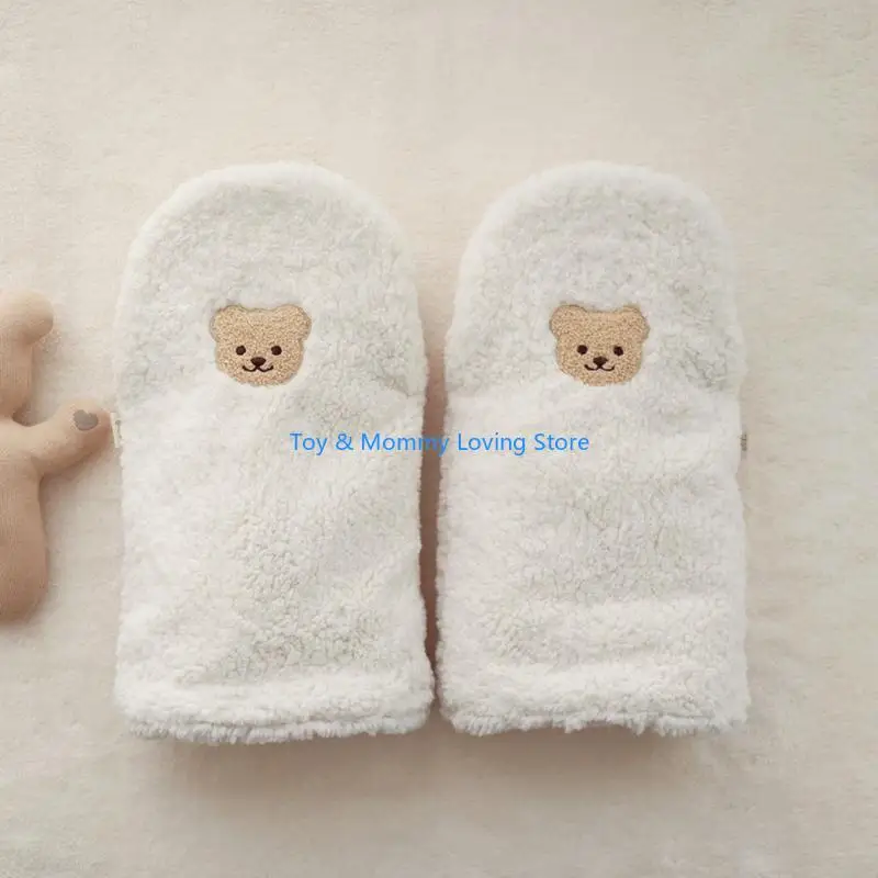 

Y1QF милые перчатки с вышивкой в ​​виде медведя для детской коляски, грелка для рук в холодную погоду, коляска, ручной муфта с