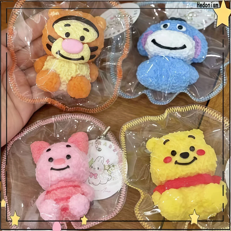 

Мультяшная игрушка-антистресс в виде животных: Тигго, Пигги, Винни-Пух. Милая силиконовая игрушка для снятия стресса и улучшения настроения. Рождественский подарок.