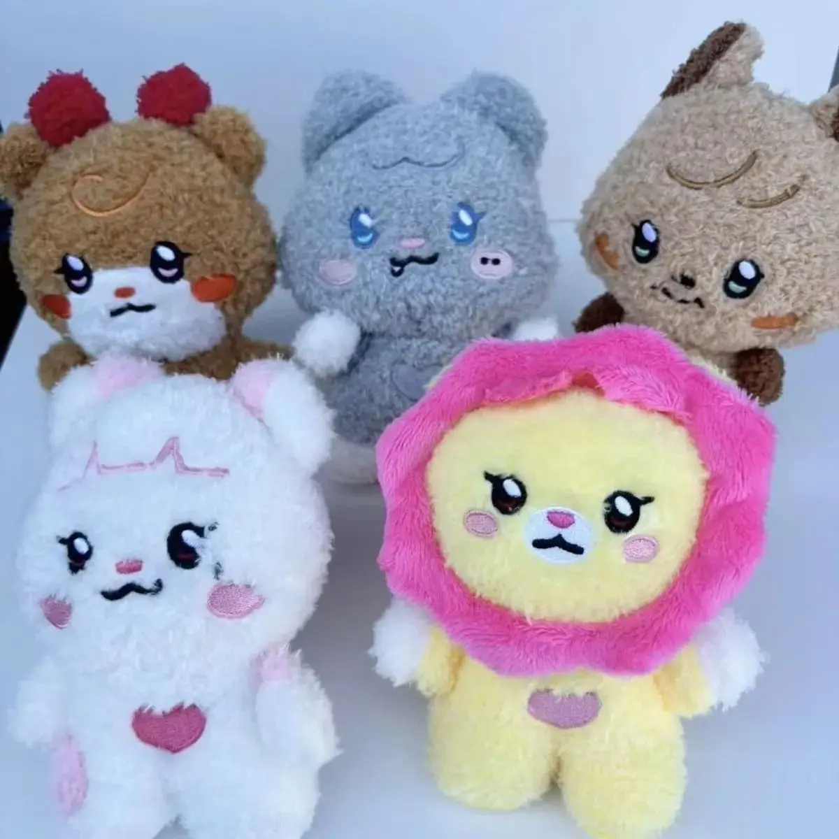 

15CM Kpop GIDLE I SWAY KLAXON Cartoon Lovely Small Figure Sweet Home Display Fans Gifts Collection