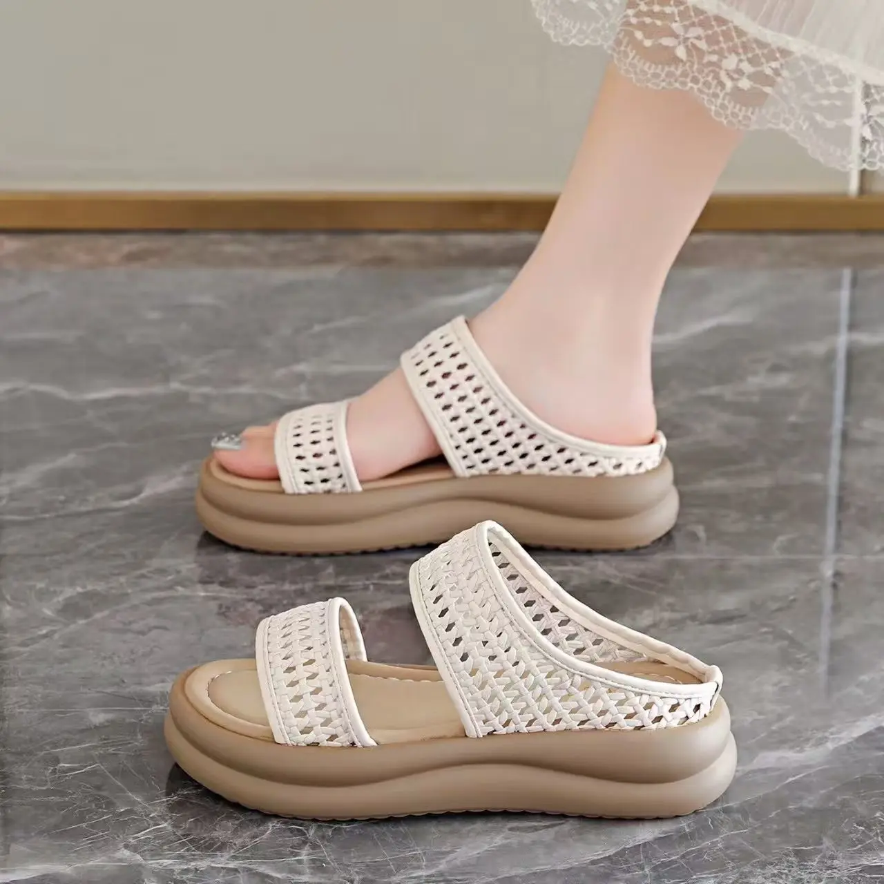 

Women Woven Hollow Out Wedges Slippers Summer New Open Toe Thick Sole Lightweight Non Slip Outdoor Beach Slippers Sandals