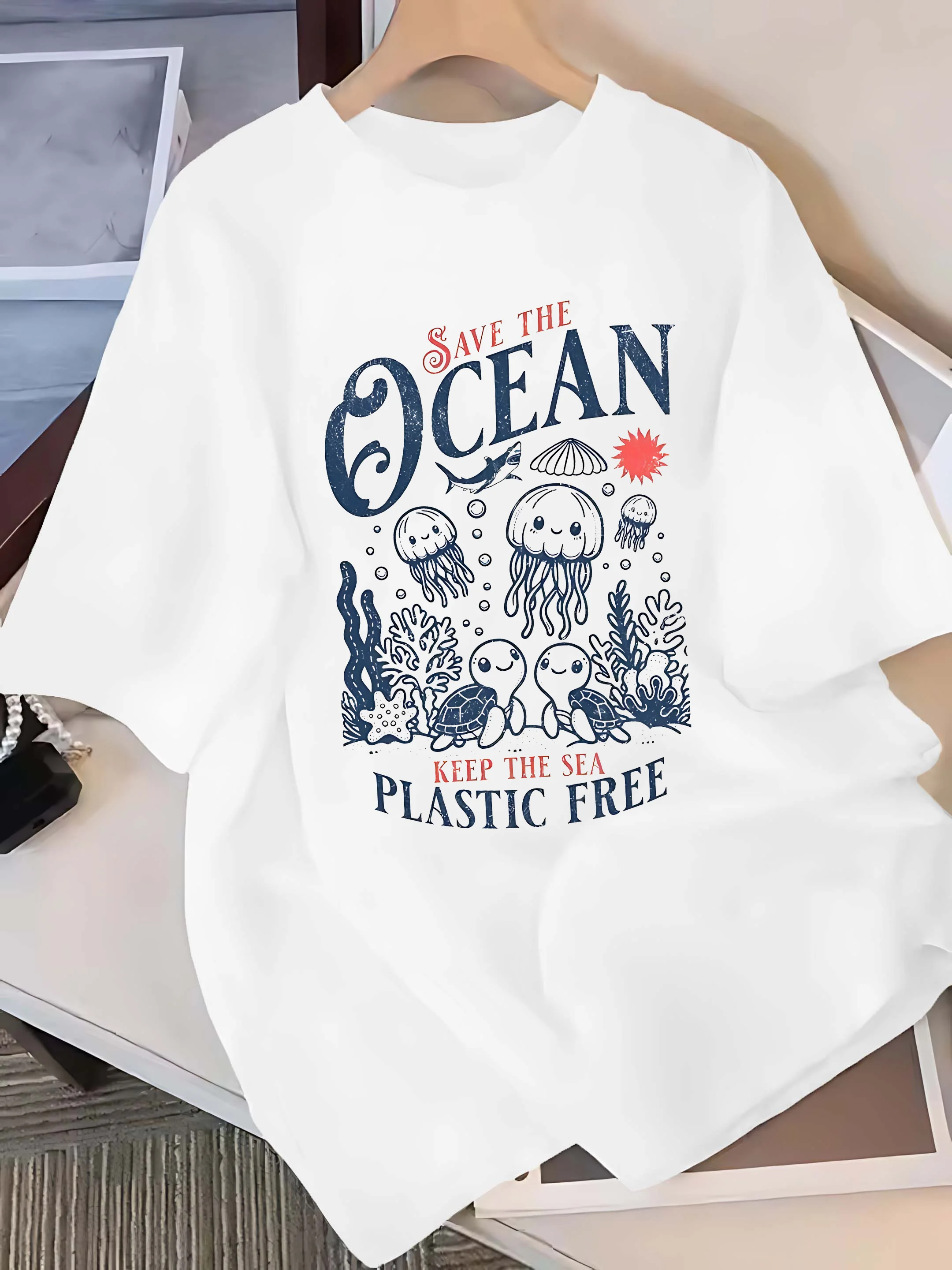 플러스 사이즈 6색 반소매 티셔츠: "SAVE THE OCEAN" 해양 생물 및 플라스틱 - 무료 그래픽