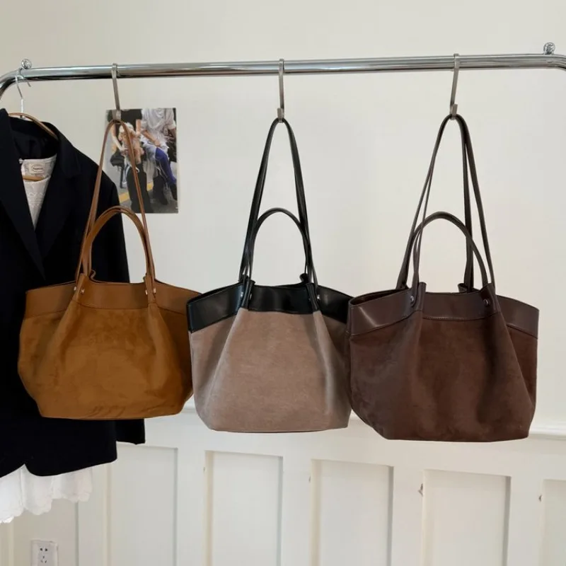 

Luxury Fashion Icon Tote Designer Diaper Bag For Women Fashionable Large Capacity Elegant Leather Crossbody Shoulder Bag It Bag