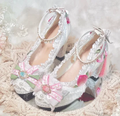 Bling Crystal Lace Flowers Round Toe Women Lolita Shoes Chunky High Heels Pearl Buckle Strap Design Large Size Pumps Shoes