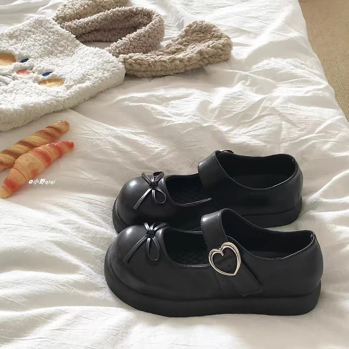 Süße Kawaii Lolita Mary Janes JK Schuhe Damen Kunstleder Kleine Schleife Herz Metallschnalle Flache Schuhe Studentinnen Flache Uniformschuhe – Detail 10