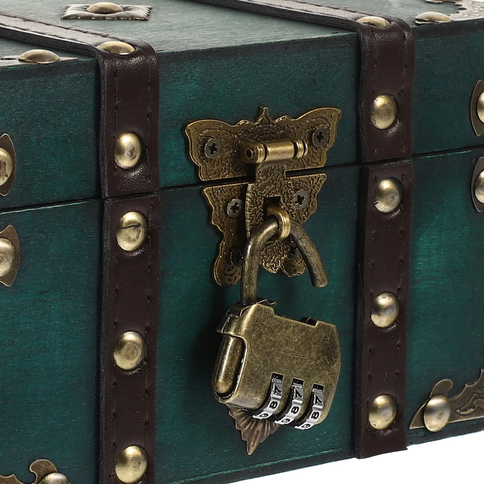 

Vintage Wooden Treasure Chest with Metal Lock Rustic Large Storage Box for Jewelry Sundries Organizational Gift Idea Treasure