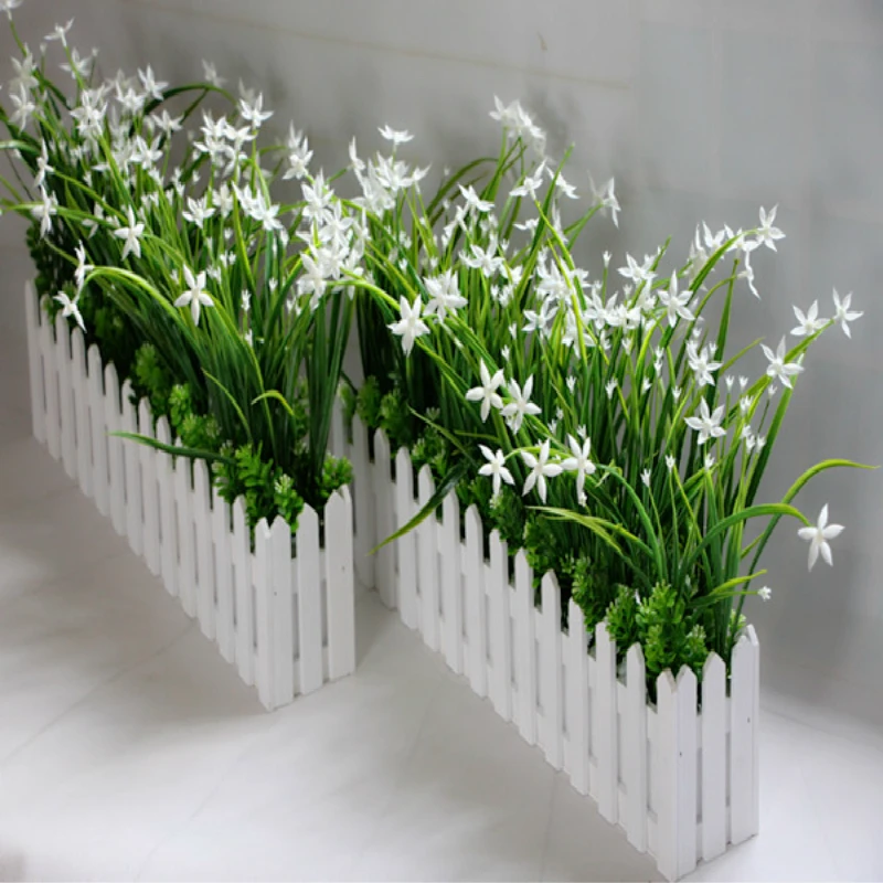 

Simulated green plants, orchids, grass fences, artificial flowers, plastic flowers