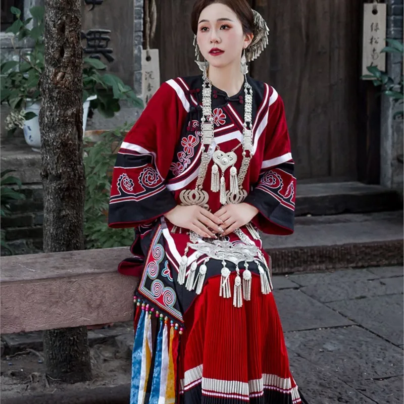 

New adult women's performance costumes exotic embroidered wedding dresses photography and travel outfits