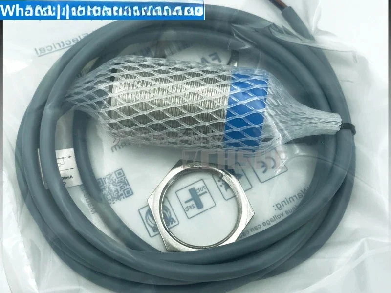 

Цилиндрический бесконтактный переключатель FAB-30D15N1-D3 трехпроводной постоянный ток NPN, нормально открытый металлический индукционный датчик