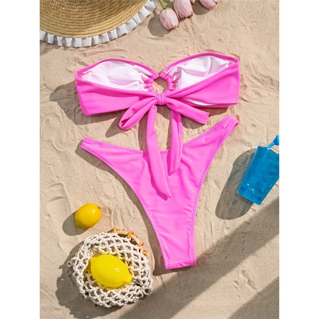 Bandeau-Bikini mit Ausschnitten, zweiteiliges Damen-Bikini-Set, Badeanzug mit hohem Beinausschnitt und Polsterung, Badebekleidung, Badeanzug, Modell V6959. – Detail 9