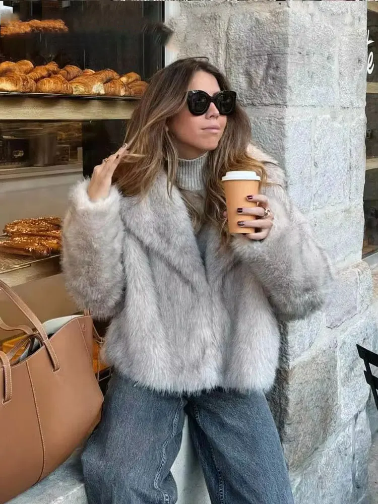 מעיל פרווה מלאכותית אלגנטי לנשים 🧥
