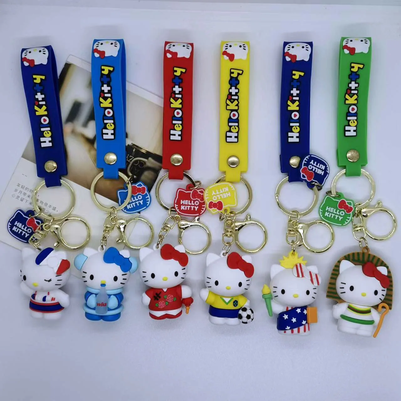 

Creative Cartoon Dropper Toy Sanrio HelloKitty Keychain Bags Car Keychain Accessories Gift Blind Boxes Wholesale Anime Cartoon