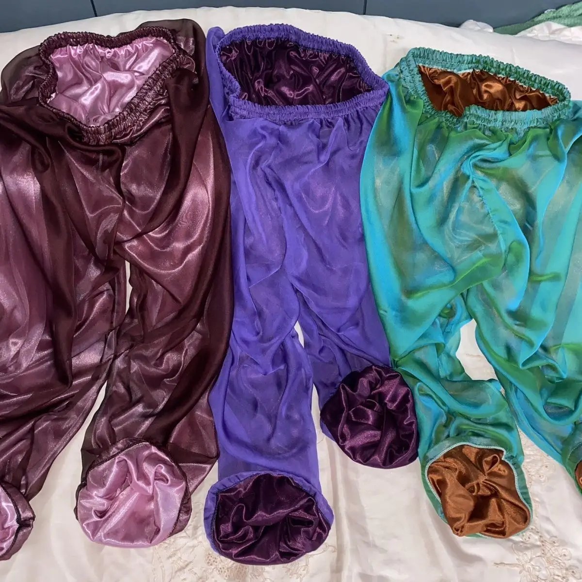 

Унисекс глянцевые пижамные брюки из двухслойной сетчатой ткани, летние/весенние, больших размеров, для сна, фасон «фонарик»