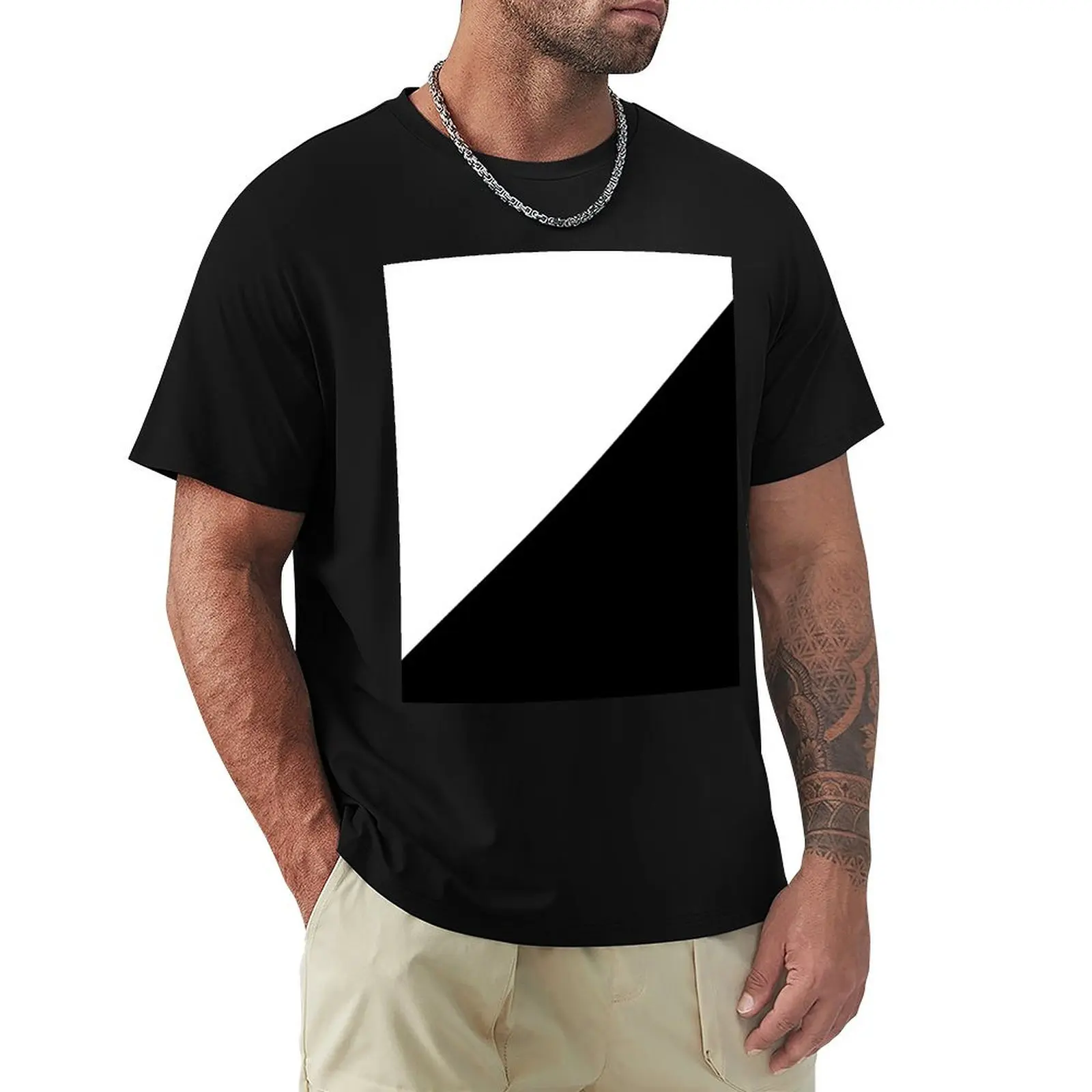 

Diagonal half white and black T-Shirt Fitness Training Breathable Tee