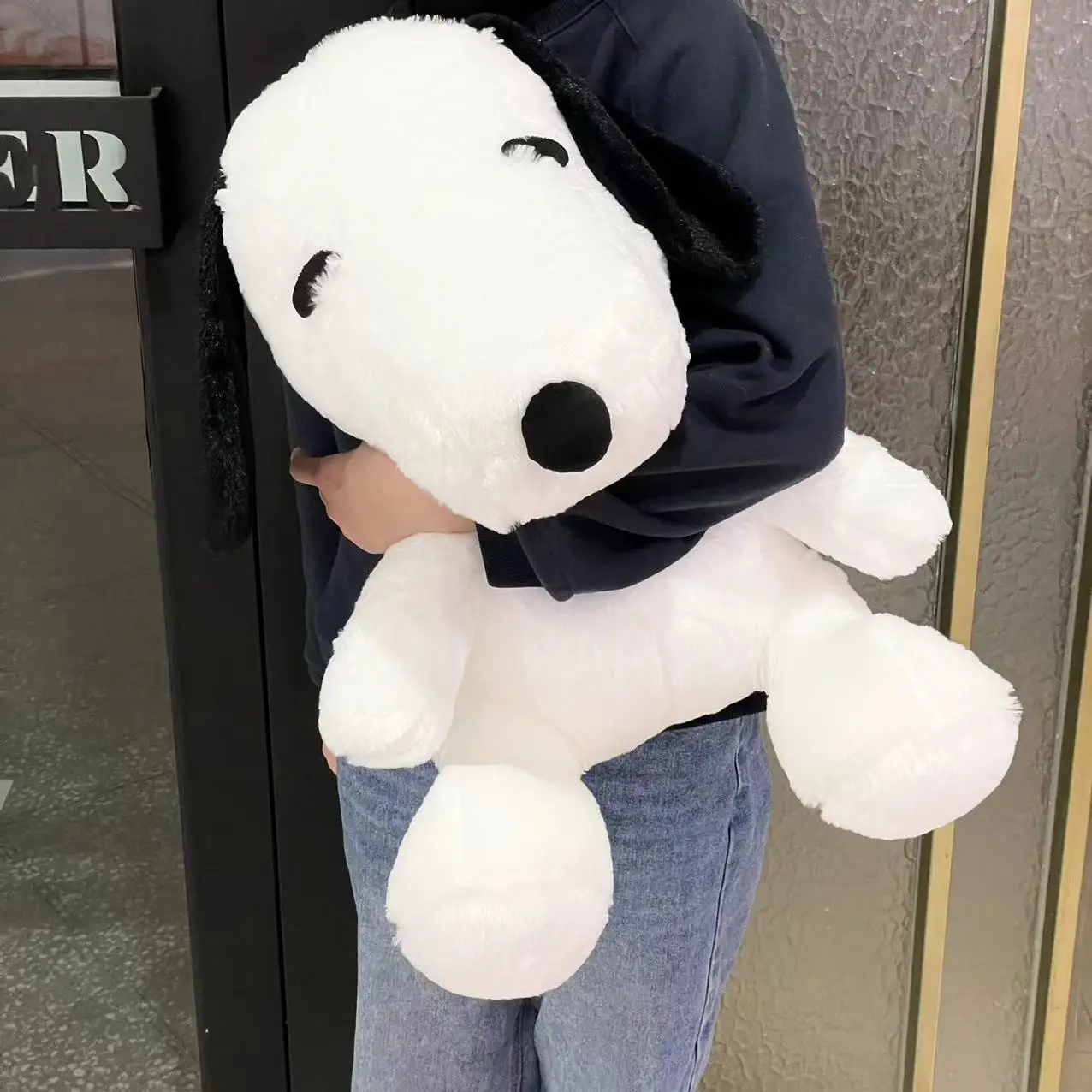 Jouet en peluche Snoopy doux de grande taille, chien blanc, oreiller doux, poupée en peluche, cadeaux d'anniversaire pour petite amie