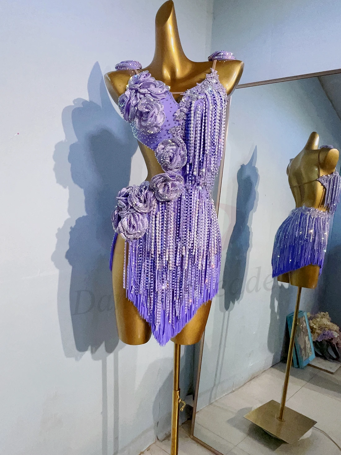 الرقص اللاتيني حجر الراين المرأة الراقية مخصصة لؤلؤة الماس شريط شرابة فستان زهري فستان رقص السامبا فستان الأداء