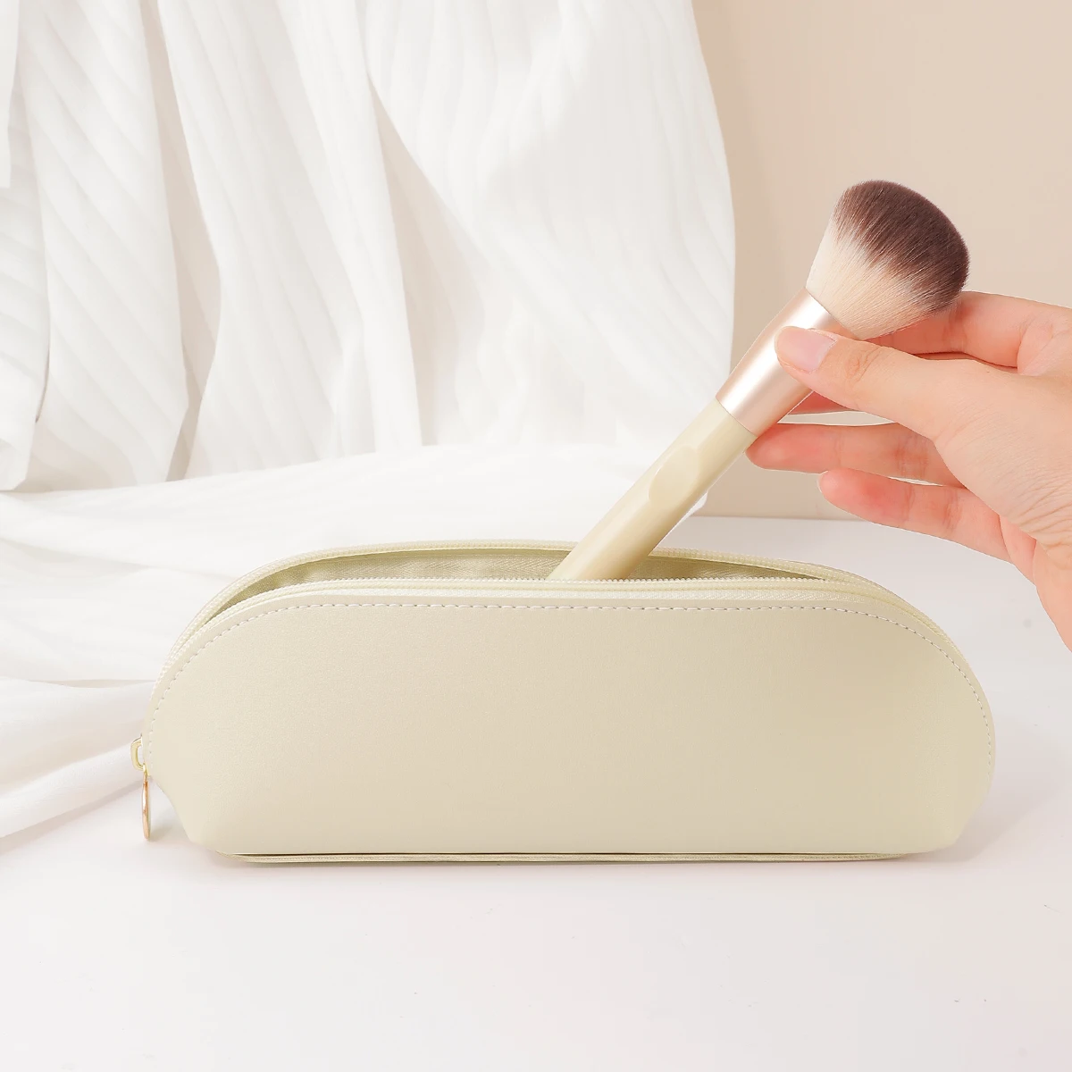 ルースパウダーブラッシュファンデーションアイシャドウ用プレミアムメイクブラシ12本セット - 耐久性のあるハンドルと毛の品質