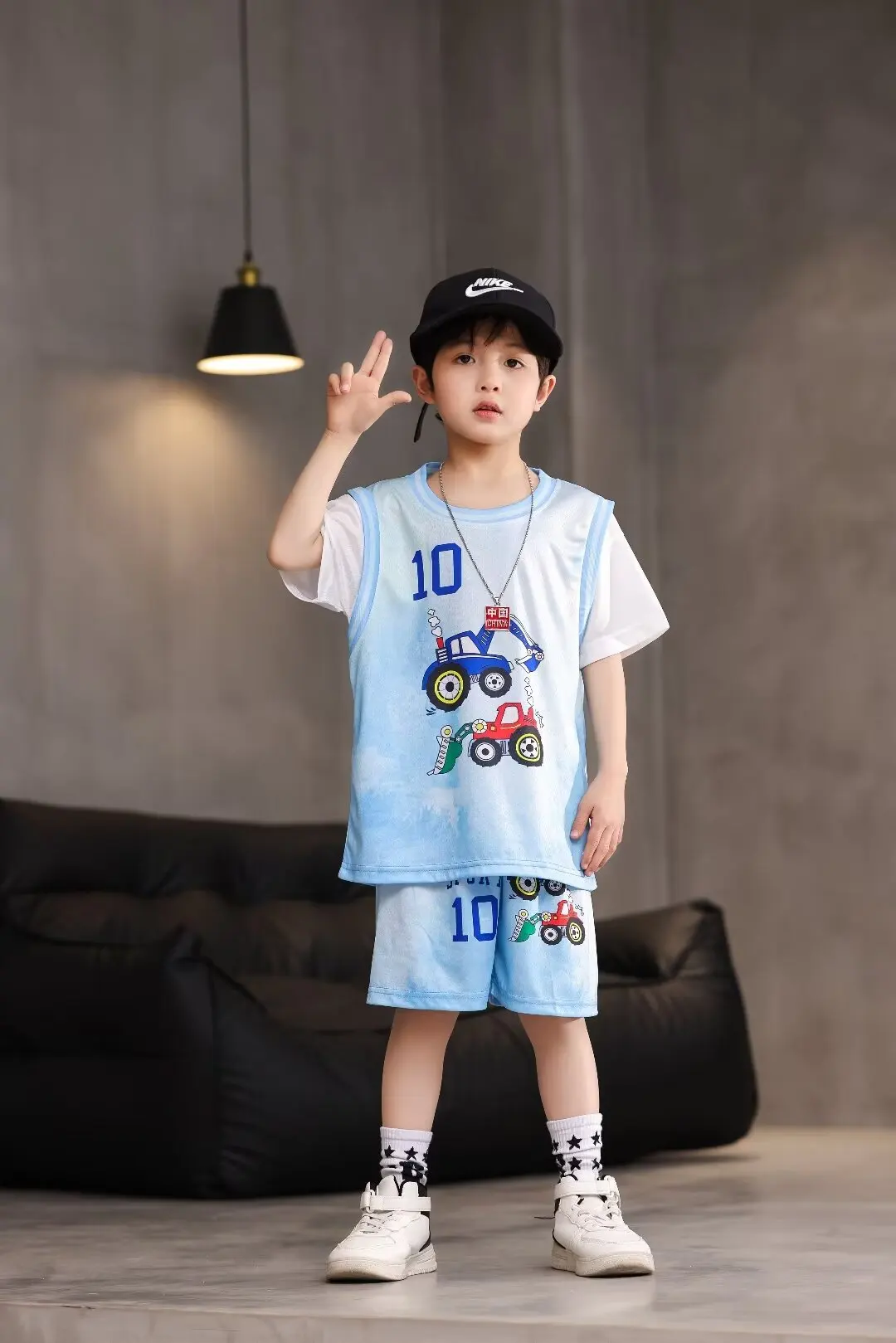 New Children's clothing suit quick-drying sweat-absorbent boys girls #10Basketball Jerseys Fake two-piece uniform kit primary sc