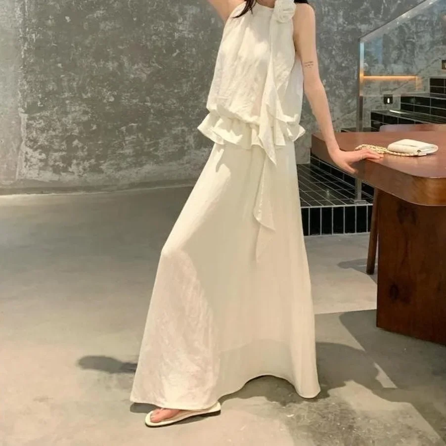 

Свободная женская полуюбка. Летний модный комплект с большим воланами и 3D цветочным дизайном. Элегантный топ и юбка.