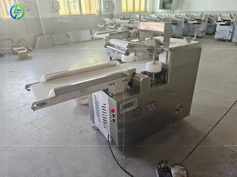 Customized Dough Sheeter for Home Use Automatic Dough Kneading Machine Pizza Machine for High Performance Baking