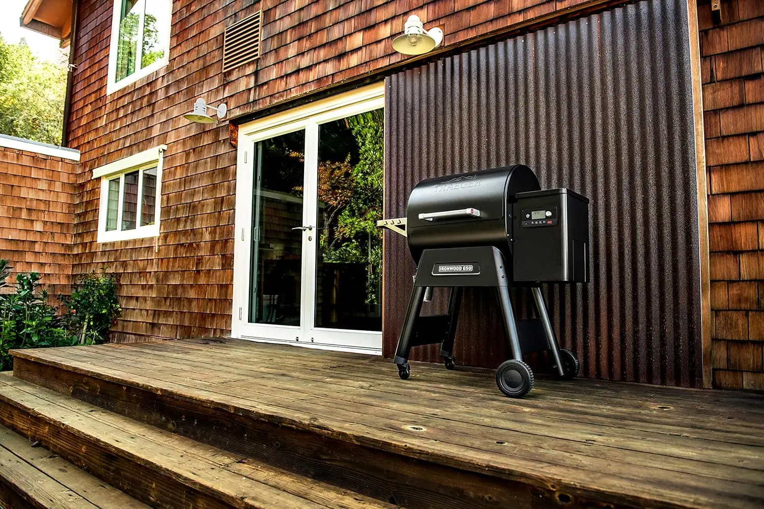 Electric Wood Pellet Grill and Smoker with Wi-Fi and App Connectivity, Ironwood 650