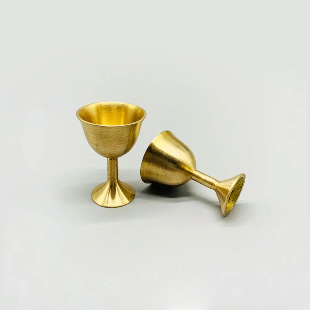 

2pcs Copper Glasses Retro Temple Offering Cups 4 5cm Height Brass Goblets Decorative Home Use Holy Cup
