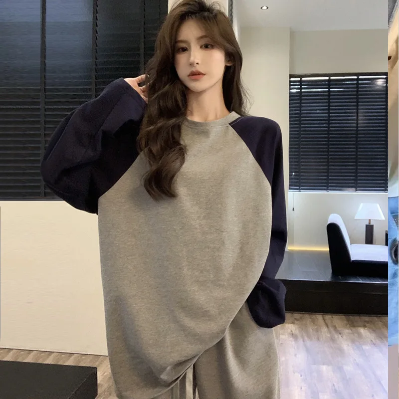 

Korean retro contrasting lazy style long sleeved T-shirt for women in autumn, loose and slimming versatile top