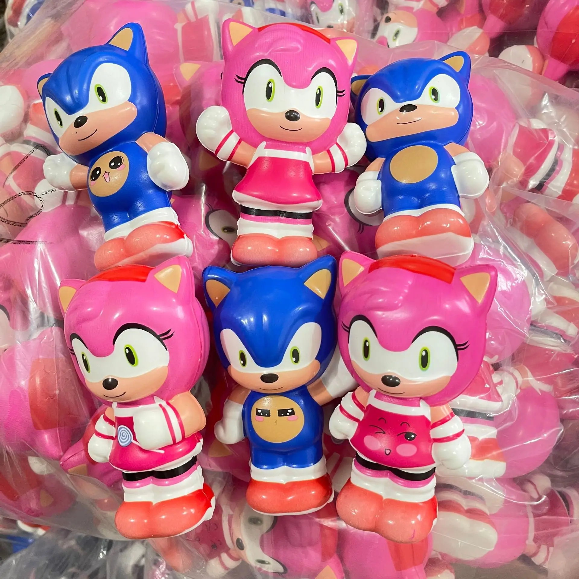 Random Styles Sonic Decompression Toys The Hedgehog Action Figures Soft Extrusion Slow Rebound Model Doll Toys Children Gifts