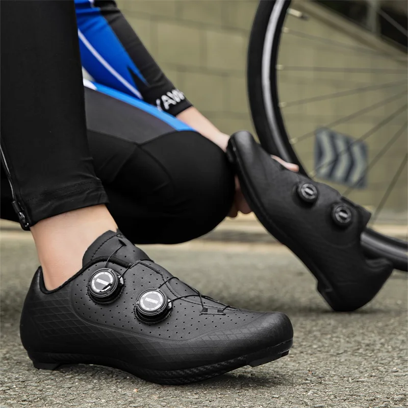 

Men Cleats Shoes Self-Locking Cycling Flat Pedal Shoes Man Bike Outdoor Footwear Road Cycling Shoes Speed Cycling racing Sneaker