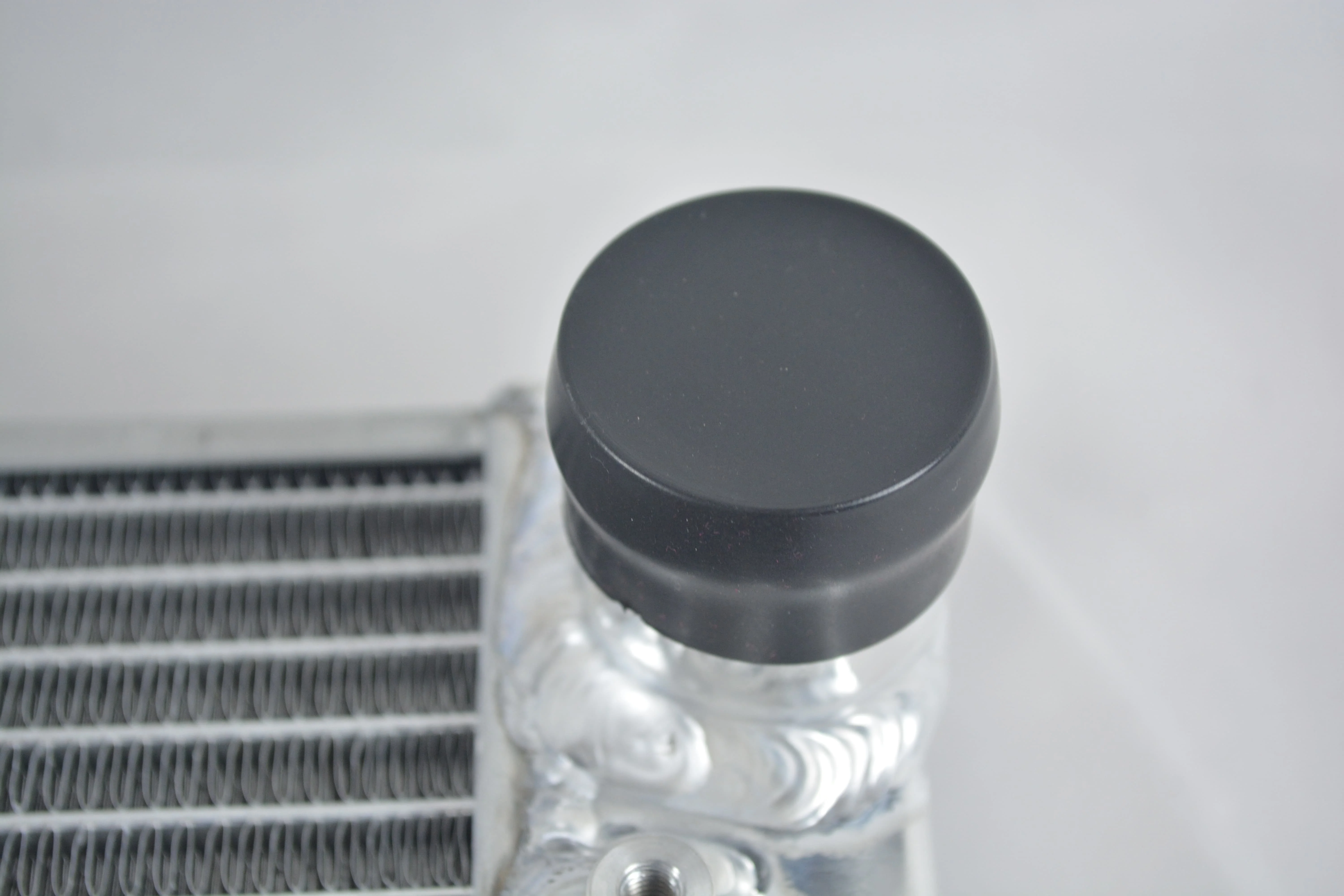 Aluminum Radiator for 1983-1992 Volkswagen Golf MKII 19E G60 1.8L Manual transmission