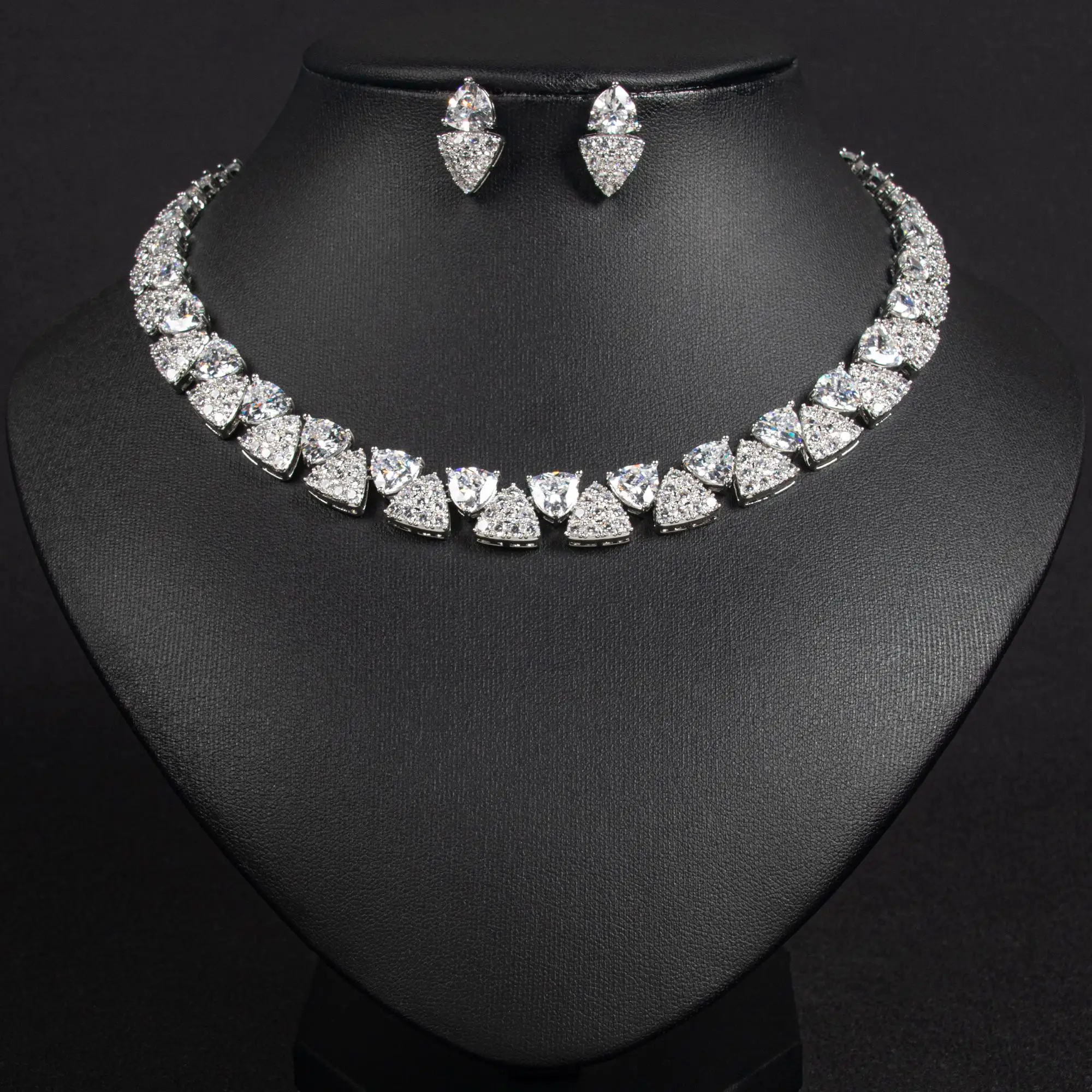 HIBRIDE Luxury Women's Zircon Jewelry Delicate Necklace Earrings Accessories Set Wedding Prom Event Graduation Dress S-590